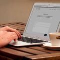 Panduan meningkatkan penghasilan AdSense dengan konten teknologi yang informatif dan up-to-date